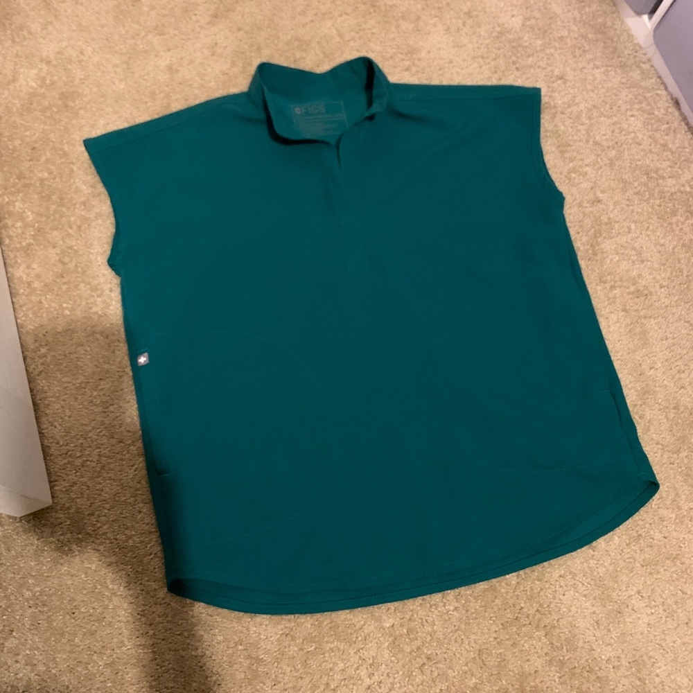 Figs hunter green scrub top